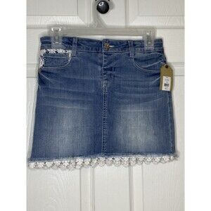 True Craft Girls Denim Skirt Light Wash Size 14 NWT Raw Hem Lace Accent